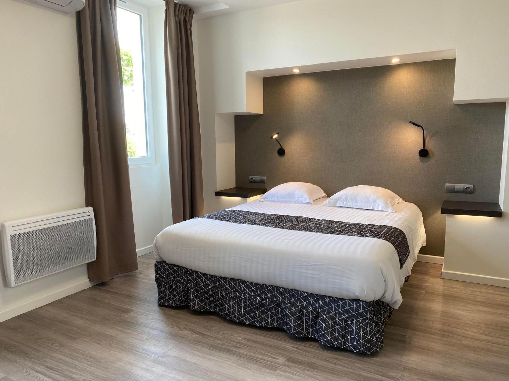 Hotel L'Aventure Morcenx Pokoj fotografie